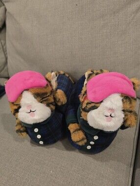 Aerie Critter Slippers Size 7/8 Medium